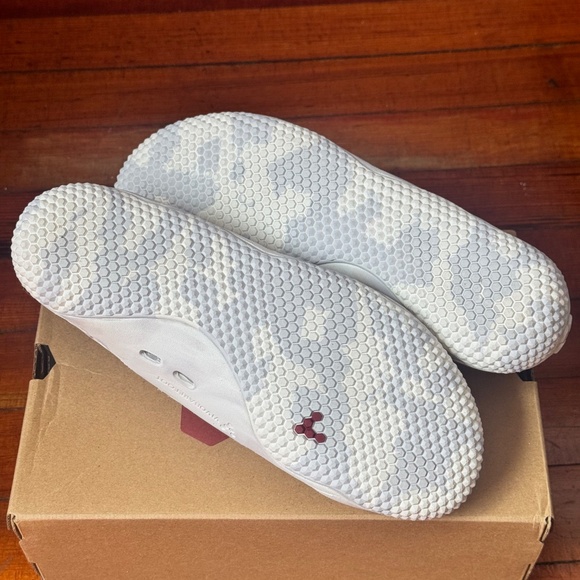Vivobarefoot Shoes Ultra 3 Women’s in Moonstone Size 39 EU, Excellent Condition - Picture 3 of 5